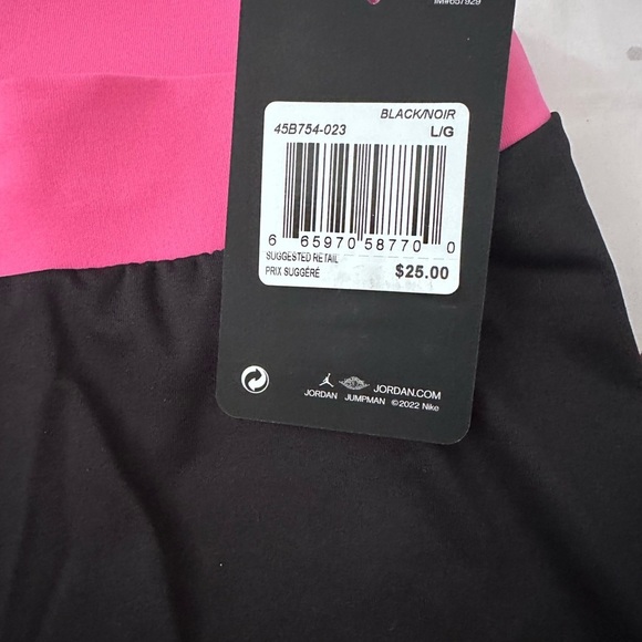 Jordan | Girl’s Short Tights Black Pink - Picture 3 of 3